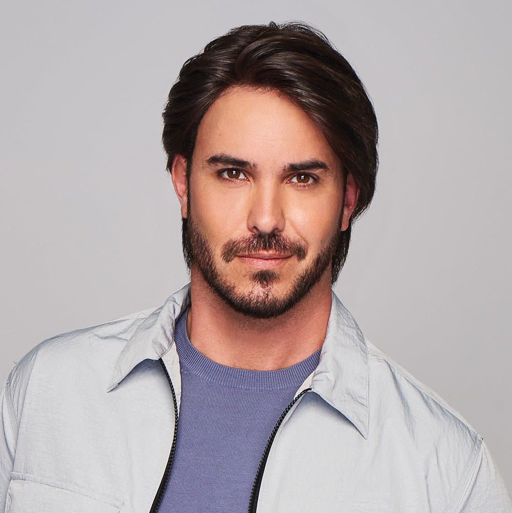 SHARP MENS WIG - Image 7